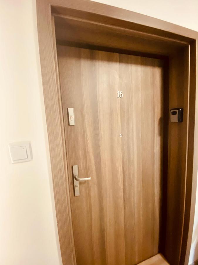 Apartment Insat IV شتشيتسين المظهر الخارجي الصورة